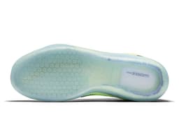 Nike Kobe 11 Elite Low “Christmas” release thumbnail 4