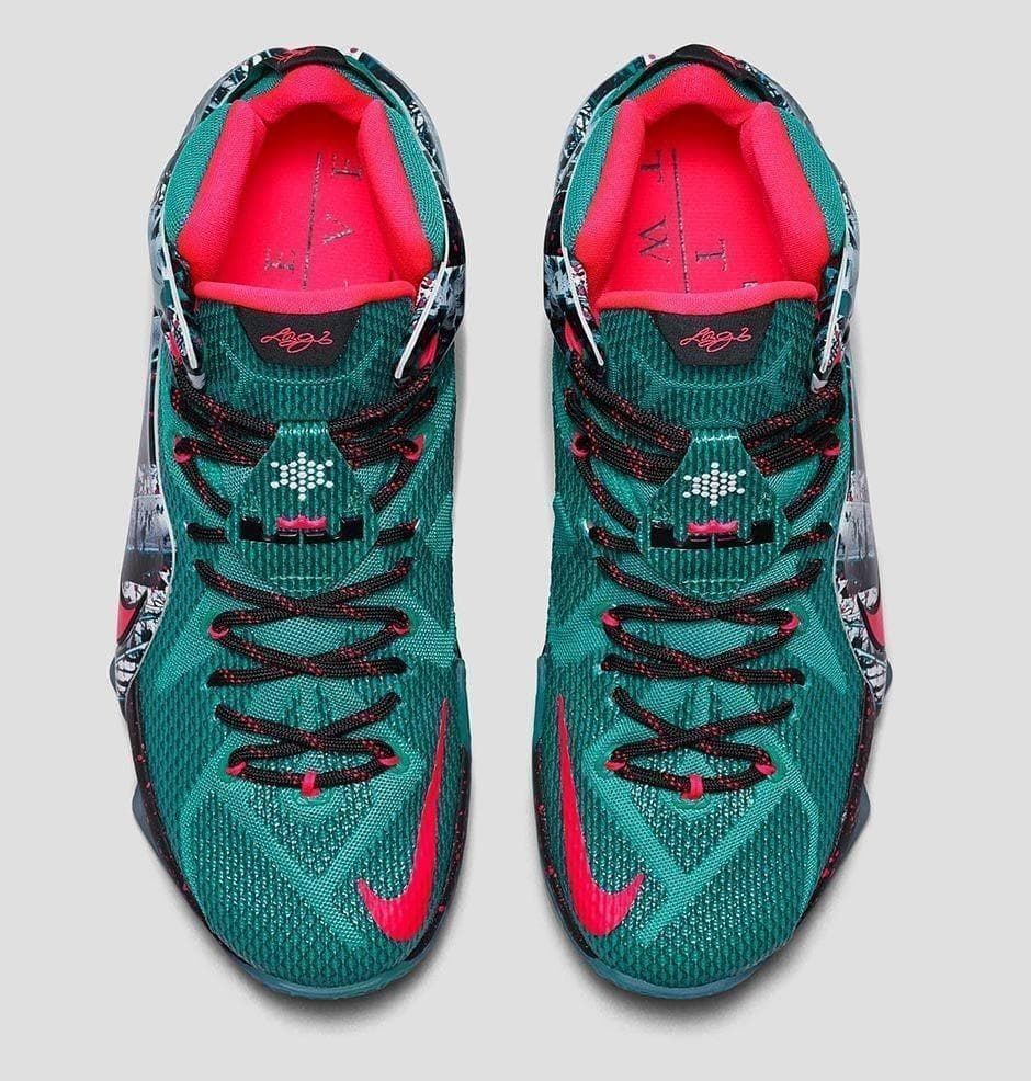 NIKE LEBRON 12 “CHRISTMAS” release photo 2