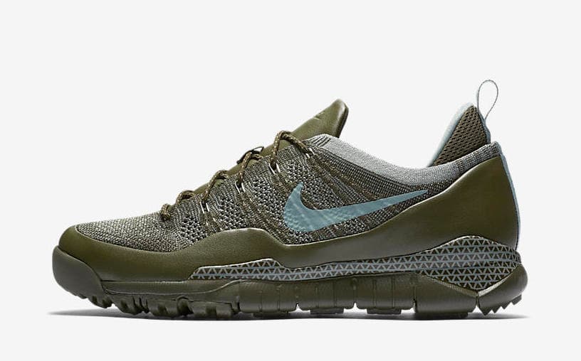 Nike Lupinek Flyknit Low release photo 2