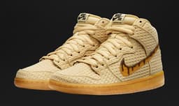 Nike SB Dunk High release thumbnail 1