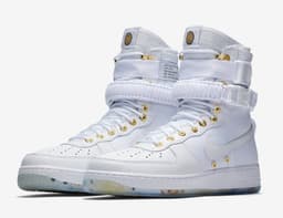 Nike SF-AF1 LNY release thumbnail 1