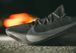 Nike Zoom Vapor Street Flyknit release thumbnail 2