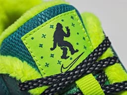 Women’s Nike Air Max 90 “Doernbecher” release thumbnail 4