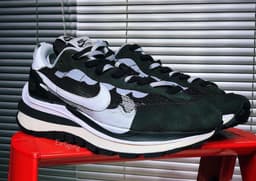 Sacai x Nike VaporWaffle release thumbnail 26