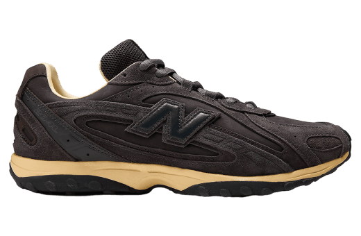 Auralee x New Balance 204l Brown New Balance release photo
