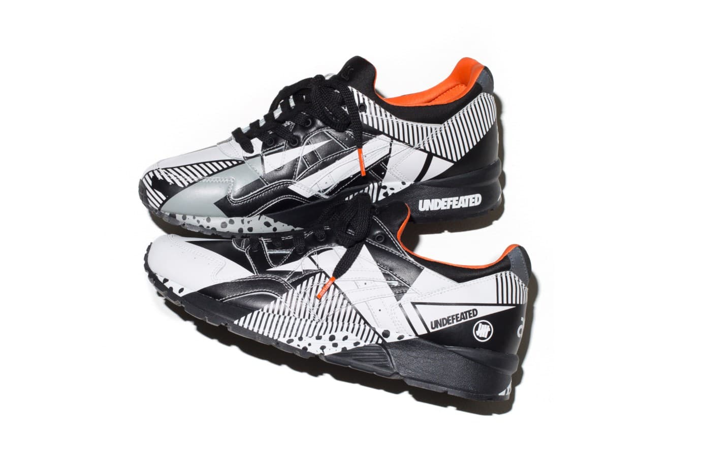 Undefeated x ASICS Gel Lyte V DISARRAY release photo 1