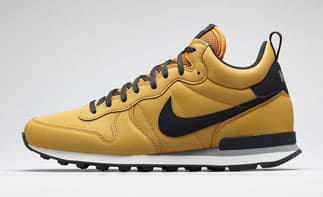 Nike Internationalist Mid “Reflective Pack” Nike release photo