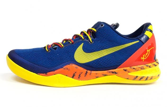 Nike Kobe 8 "Deep Royal" Nike release photo