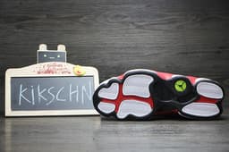 Air Jordan 13 release thumbnail 9