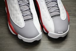 Air Jordan 13 release thumbnail 5