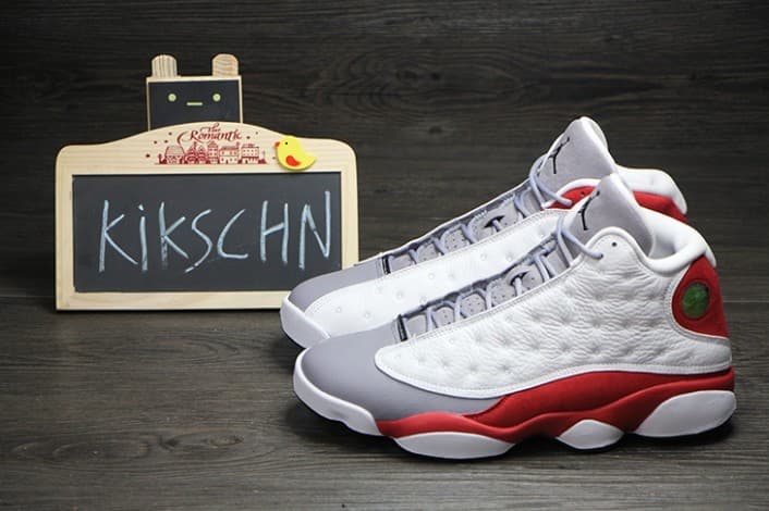 Air Jordan 13 release photo 12
