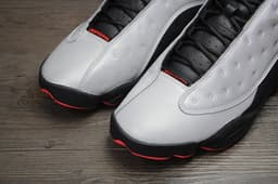 Air Jordan 13 release thumbnail 3