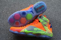 LeBron 12 'Meridian' release thumbnail 4