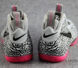 Air Foamposite One  release thumbnail 5