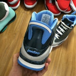 Jordan Dub Zero Retro release thumbnail 4