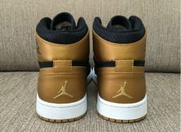 Air Jordan 1 "Melo" release thumbnail 6