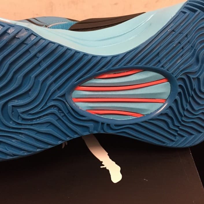KD 7 - Light Blue Lacquer release photo 2