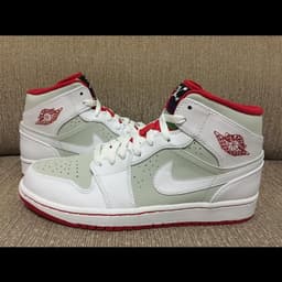  Air Jordan 1 'Hare' release thumbnail 3