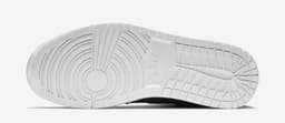 Air Jordan 1 'Pinnacle' release thumbnail 5