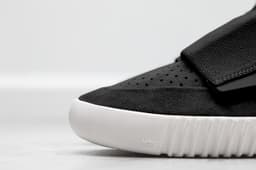 Yeezy Boost 750 release thumbnail 6
