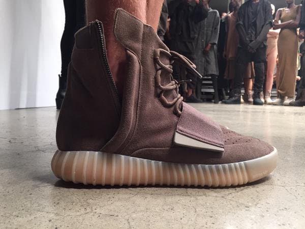 adidas Yeezy Boost 750 “Chocolate” release photo 2