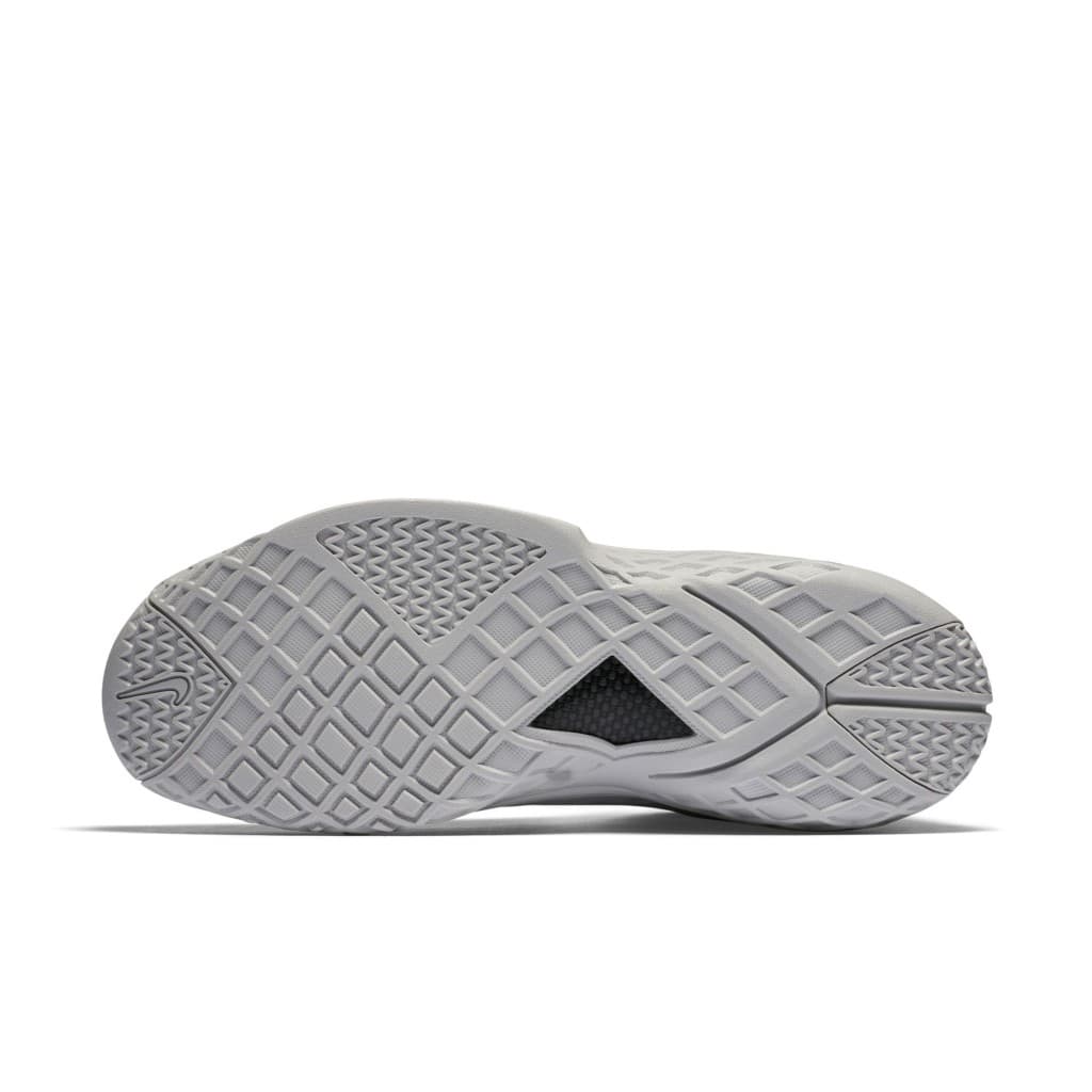 Nike Zoom Kobe 3 FTB release photo 2