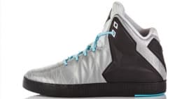 NIKE LEBRON XI NSW LIFESTYLE Nike release photo