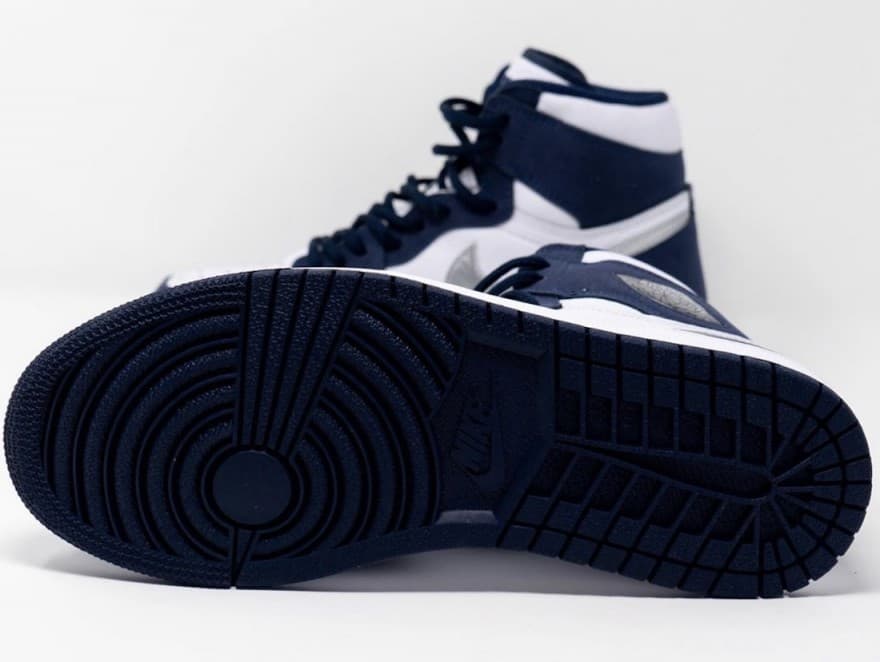 Air Jordan 1 High OG CO.JP “Midnight Navy” release photo 5
