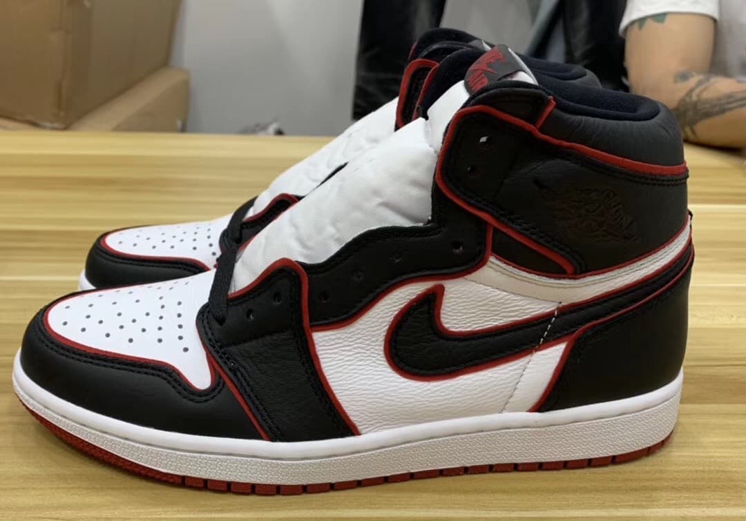 Air Jordan 1 High OG release photo 1