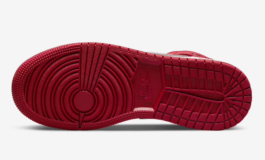 Air Jordan 1 Mid GS “Bred” release photo 7
