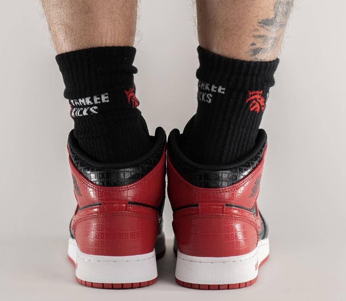 Air Jordan 1 Mid GS “Bred” release photo 18