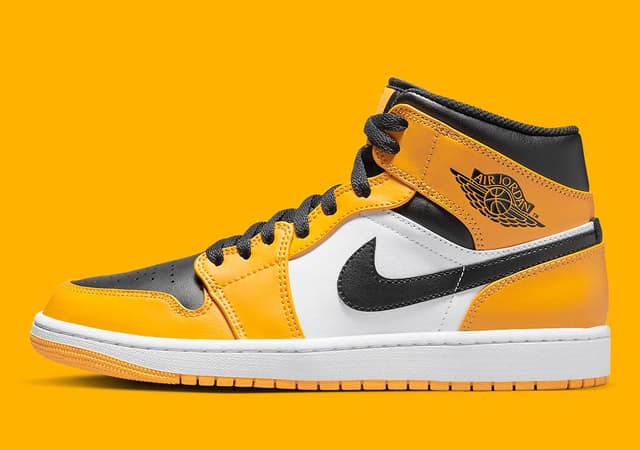 Air Jordan 1 Mid Jordan release photo
