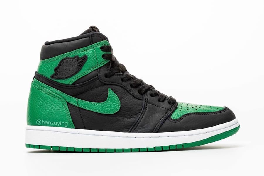 Air Jordan 1 Retro High OG release photo 3