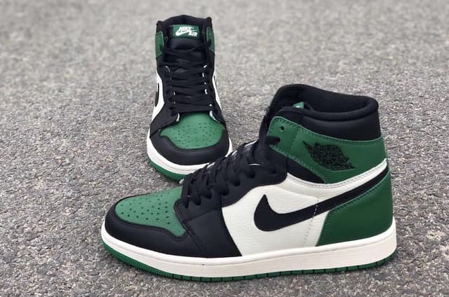Air Jordan 1 Retro High OG Jordan release photo