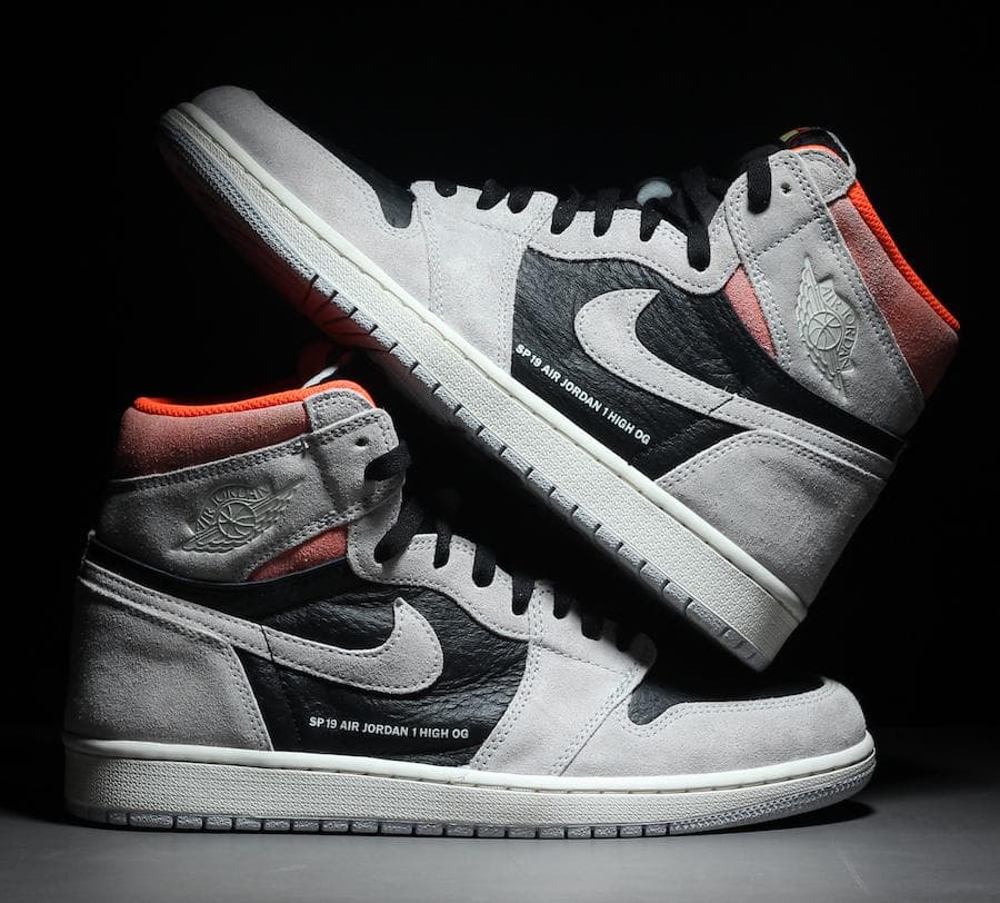 Air Jordan 1 Retro High OG release photo 5
