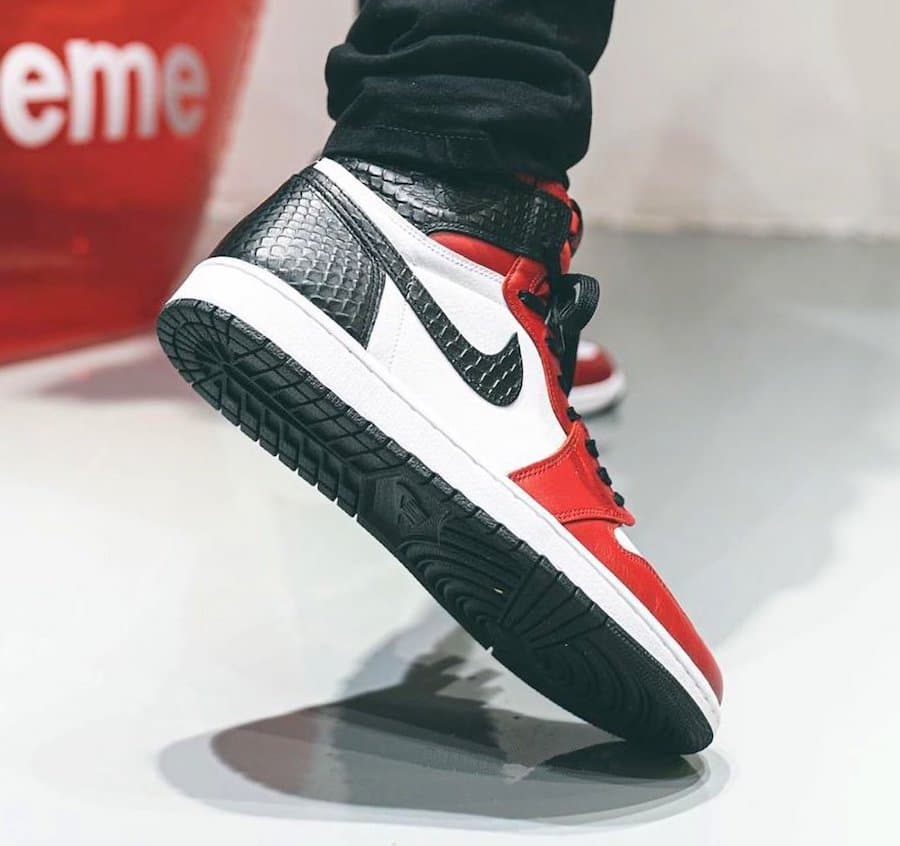 Air Jordan 1 High OG WMNS “Satin Snake” release photo 8