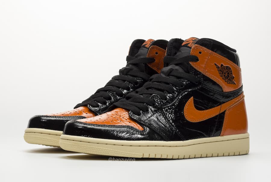 Air Jordan 1 Retro High OG release photo 2