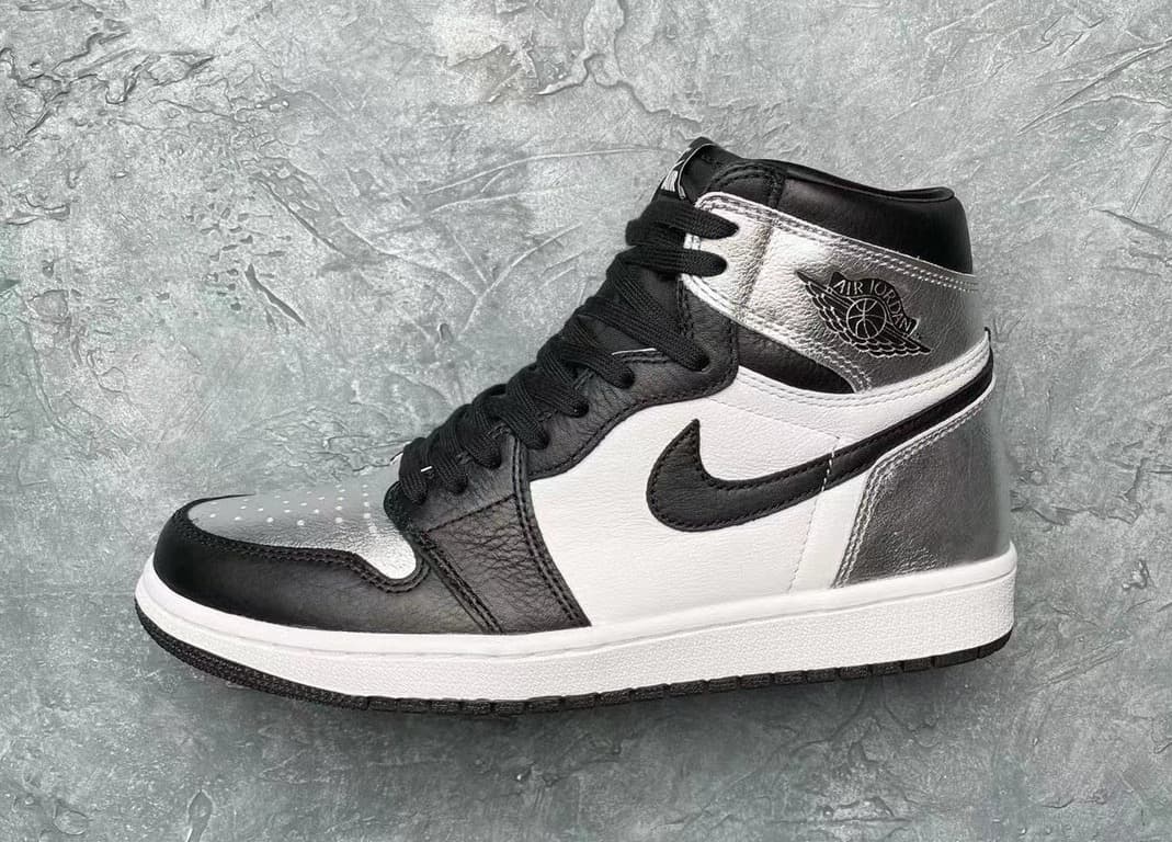 Air Jordan 1 High OG WMNS “Silver Toe” Jordan release photo