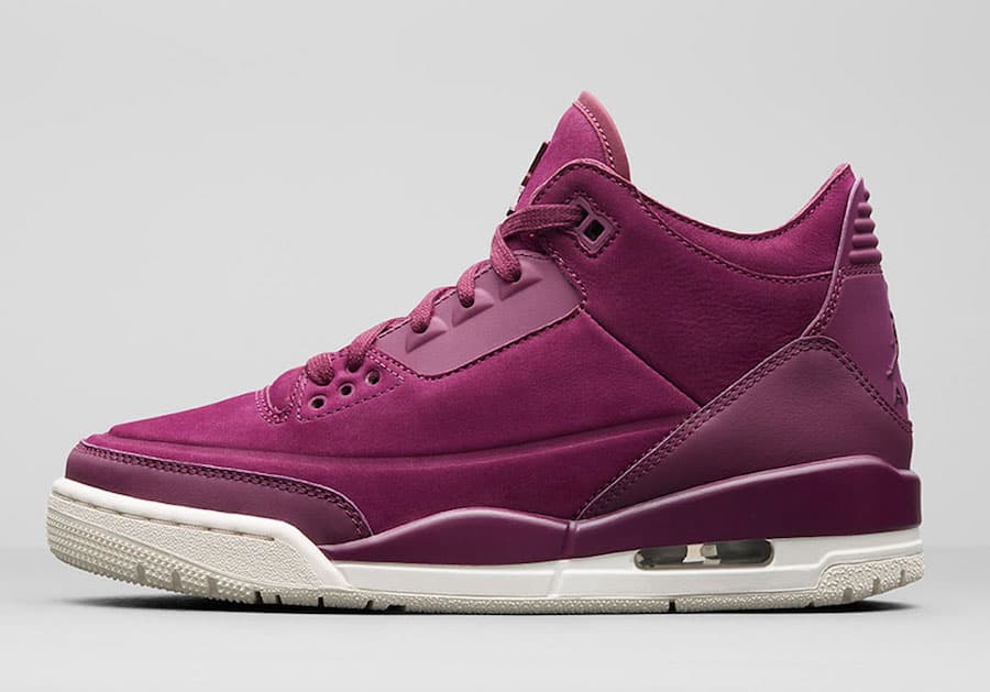Air Jordan 3 WMNS release photo 2
