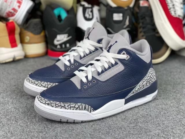 Air Jordan 3 “Midnight Navy” Jordan release photo