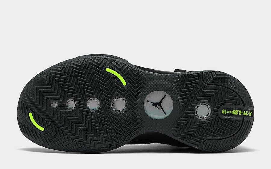 Air Jordan 34 “Black Cat” release photo 13