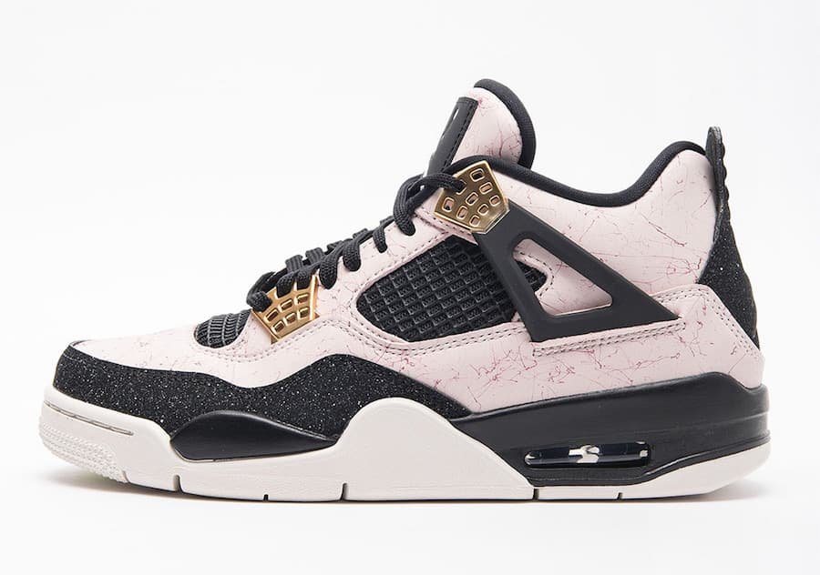 Air Jordan 4 WMNS release photo 1