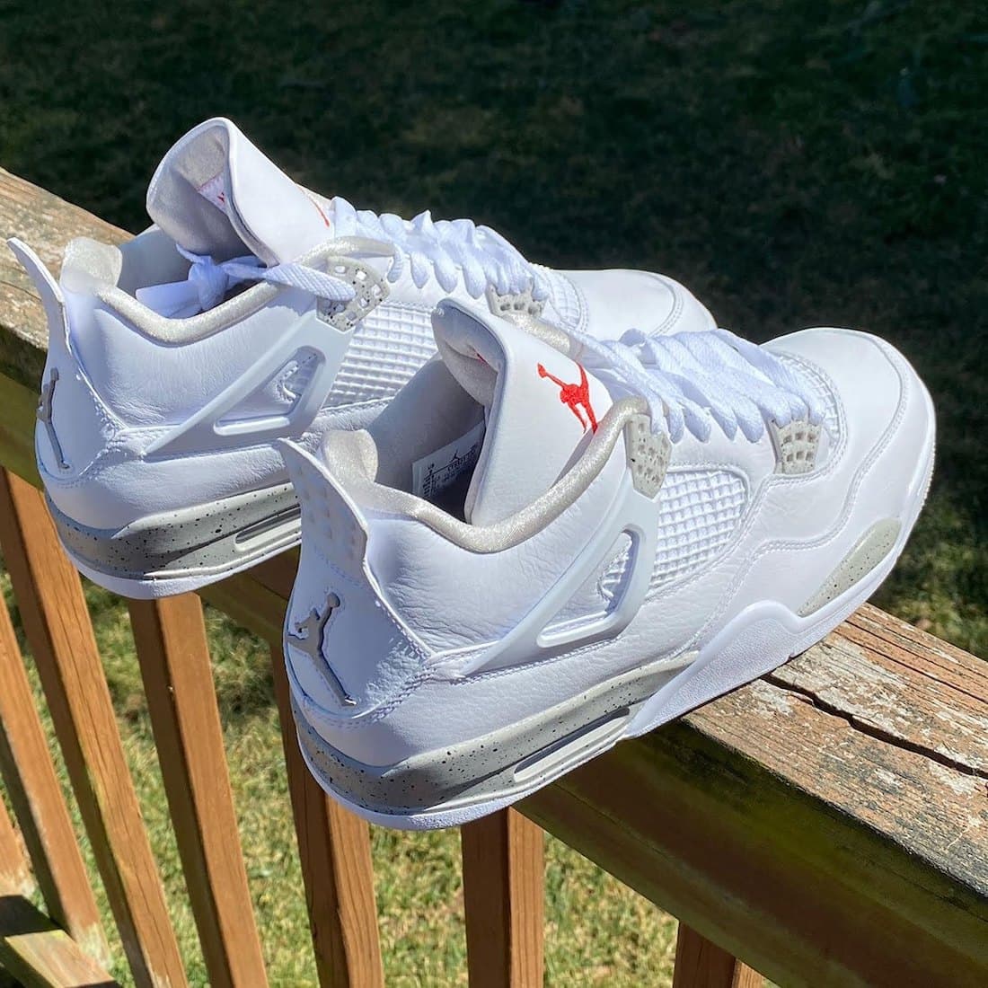 Air Jordan 4 “White Oreo” release photo 8