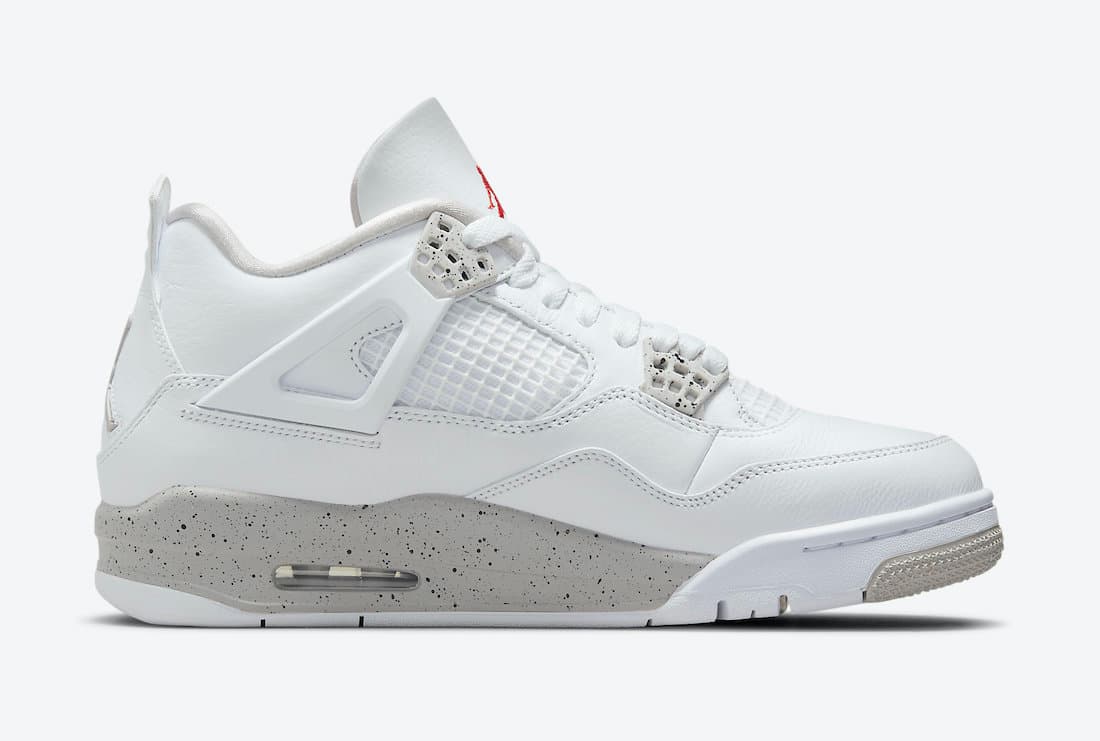Air Jordan 4 “White Oreo” release photo 12
