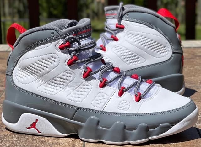 Air Jordan 9 “Fire Red” Jordan release photo