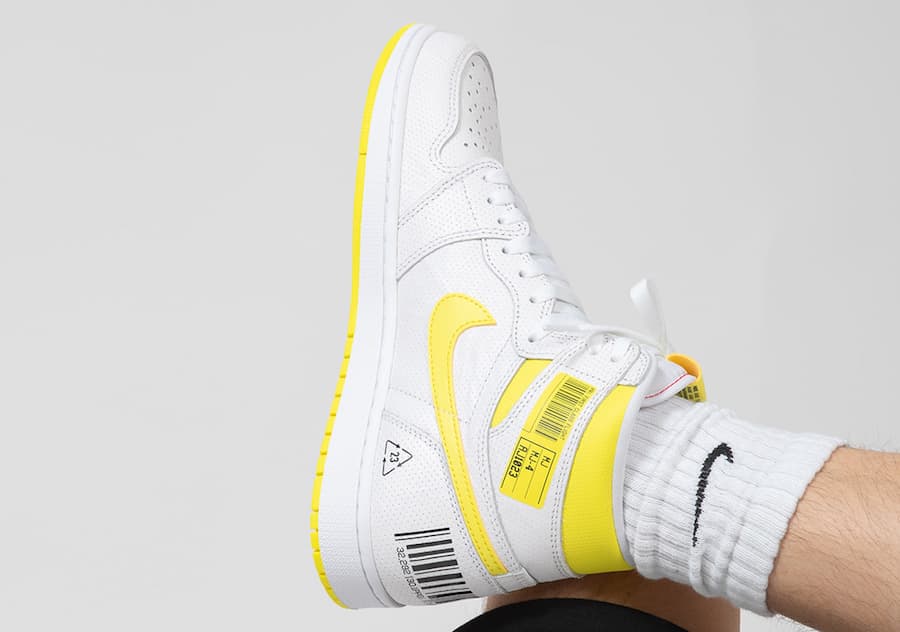 Air Jordan 1 High OG “First Class Flight” release photo 3