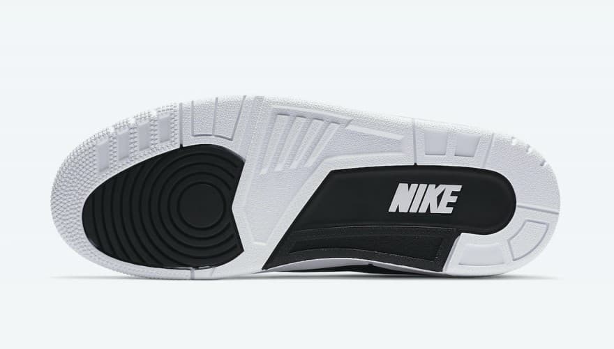 Fragment x Air Jordan 3 release photo 8