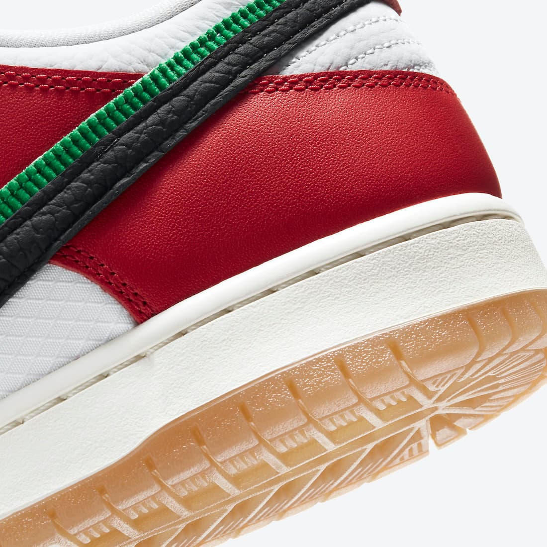 Frame Skate x Nike SB Dunk Low “Habibi” release photo 12