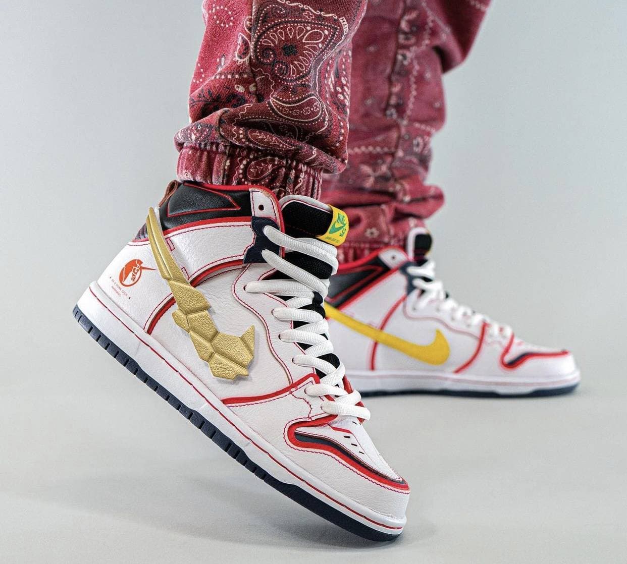 Gundam x Nike SB Dunk High “Unicorn” release photo 41