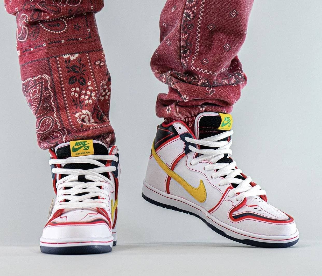Gundam x Nike SB Dunk High “Unicorn” release photo 45